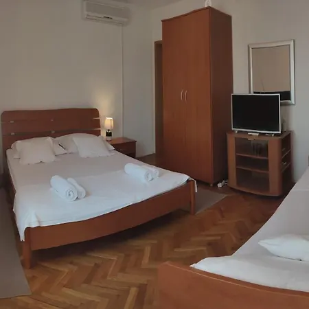 Apartamento With Parking Space Stobrec, Split - 20510